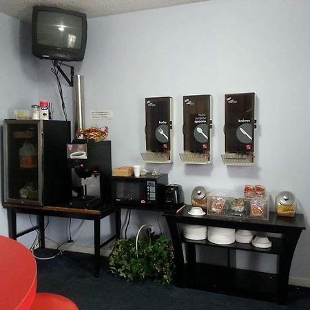 Broadway Inn Yankton Buitenkant foto