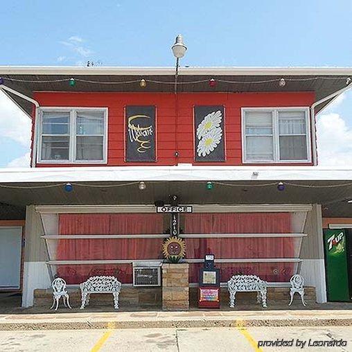 Broadway Inn Yankton Buitenkant foto
