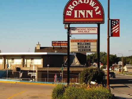 Broadway Inn Yankton Buitenkant foto